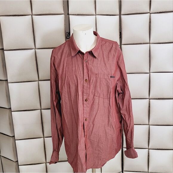 Oakley casual shirt   - Picture 1 of 8